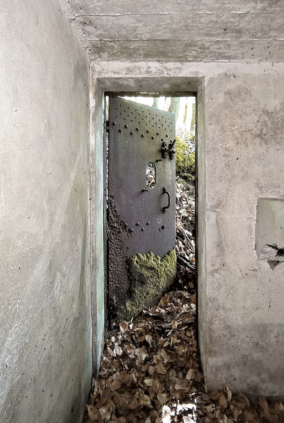 Ligne Maginot - FM28 - TRAUTBACH 2 - (Blockhaus pour arme infanterie) - L'entrée - Baptiste GAUDIN