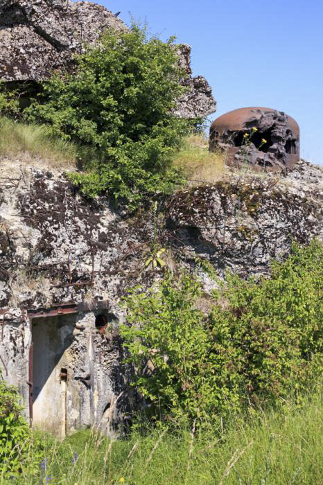 Ligne Maginot - EINSELING SUD - C73 - (Casemate d'infanterie) - Entrée et cloche GFM Sud