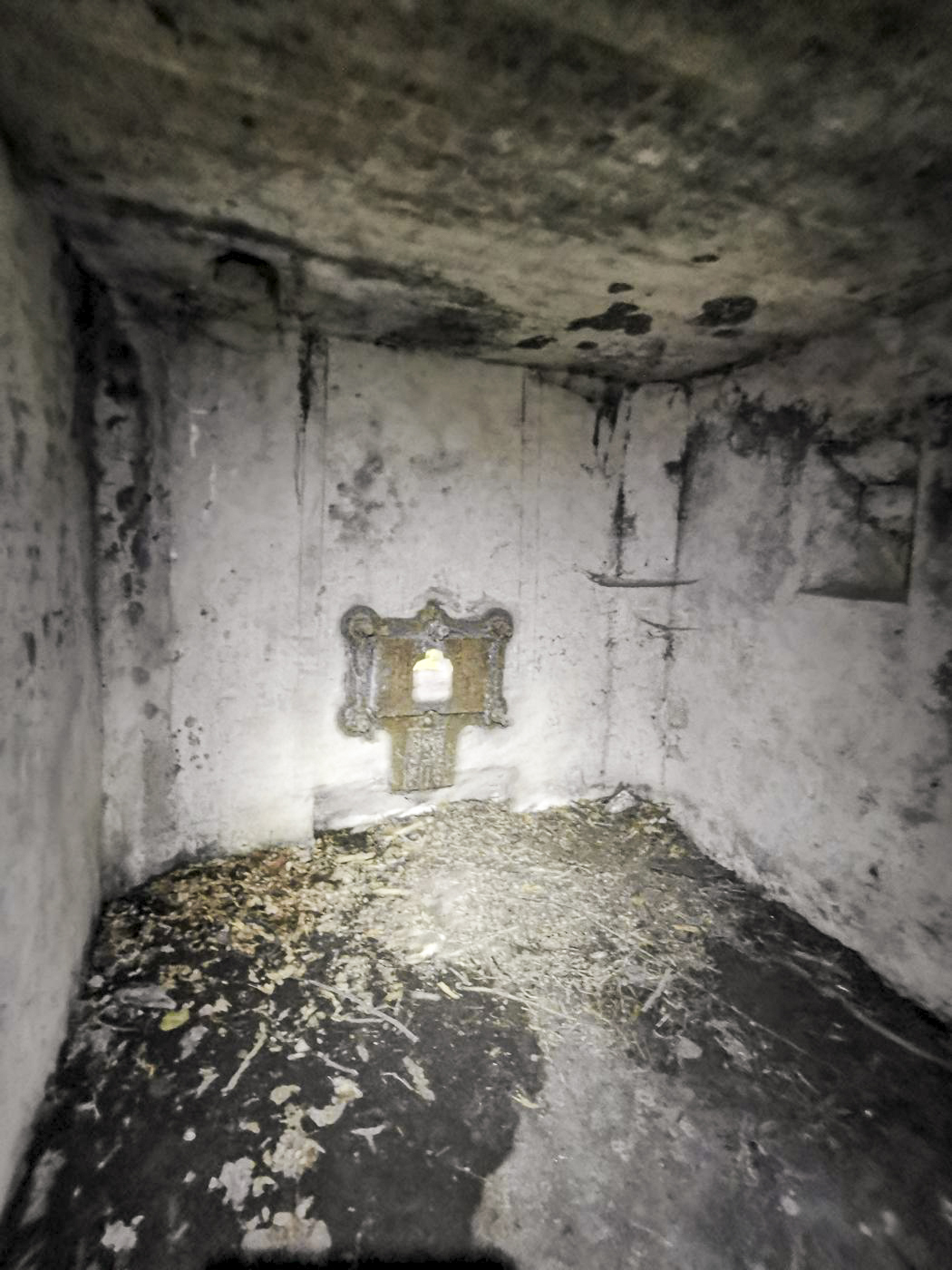 Ligne Maginot - B591 - RICHARDSHAEUSER 5 - (Blockhaus pour arme infanterie) - La chambre de tir, partie gauche.
