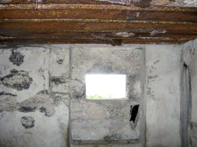 Ligne Maginot - BREITWIESE 3 - (Blockhaus pour arme infanterie) - Créneau mitrailleuse