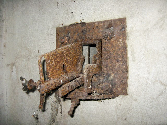 Ligne Maginot - ELSENBERG 1 - (Casemate d'infanterie) - Support FM - Christian LENHARD