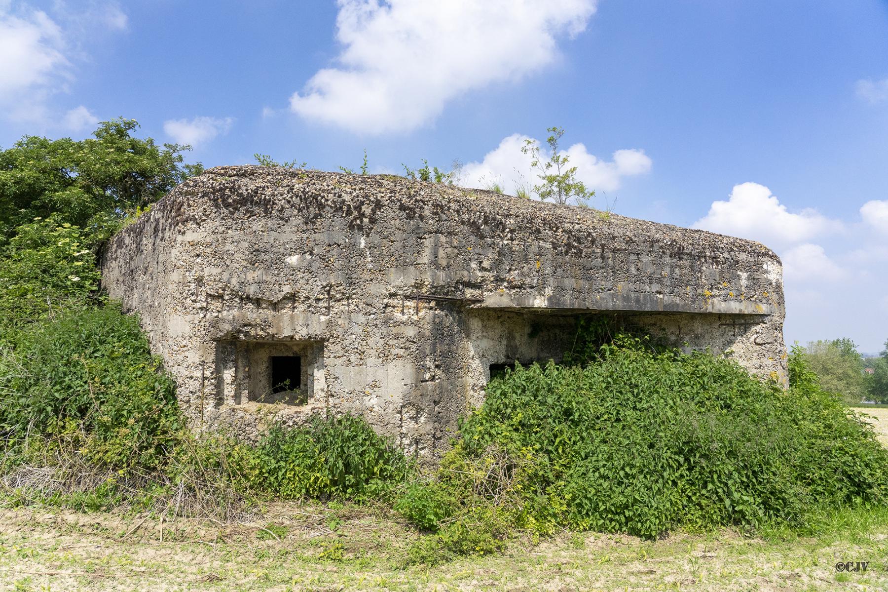 Ligne Maginot - B250 - NOUVEAU MONDE - (Blockhaus pour canon) - Façade Est - Lia VERMEULEN