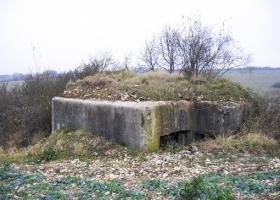 Ligne Maginot - LABBISCH Nord 3 (Blockhaus pour canon) - Face arrière du blockhaus, avec les deux entrées hommes et matériel.