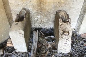 Ligne Maginot - MERRENBAND 2 - (Blockhaus pour canon) - Les socles pour le canon
On voit bien les évidements pour les roues du canon