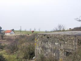 Ligne Maginot - MERRENRIED 1 - (Blockhaus pour canon) - Vue vers le bloc 2 du PO de Rohrbach