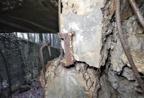 Ligne Maginot - HOCHWALD C2 - (Casemate d'infanterie) - Le support de la pompe de parage pour canon de 37 mm Antichar