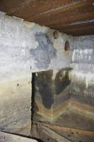 Ligne Maginot - CB226 - BOIS DE CATTENOM 02 - (Blockhaus pour arme infanterie) - Intérieur du blockhaus
Vu de l'entrée et au-dessus le cartouche CB 226