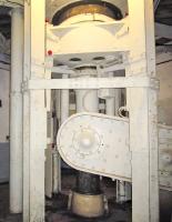 Ligne Maginot - FOUR A CHAUX - FAC - (Ouvrage d'artillerie) - Bloc 2
Etage inférieur de la tourelle de 75
Axe pivot et balancier