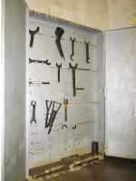 Ligne Maginot - FOUR A CHAUX - FAC - (Ouvrage d'artillerie) - Bloc 2
Etage inférieur de la tourelle de 75
Armoire à outils