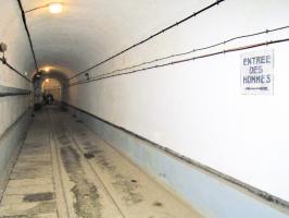 Ligne Maginot - FOUR A CHAUX - FAC - (Ouvrage d'artillerie) - La galerie entre l'EH et la caserne