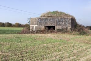 Ligne Maginot - CB124 - (Blockhaus pour arme infanterie) - Coté entrée de la pièce antichar
