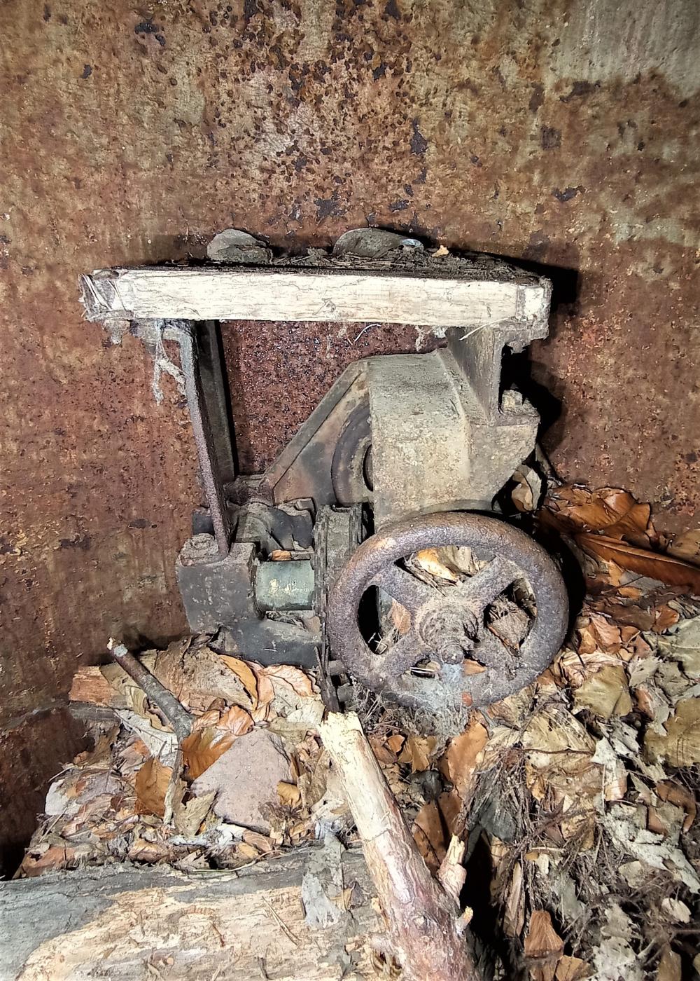 Ligne Maginot - HOCHWALD C2 - (Casemate d'infanterie) - Commande du plancher mobile de la cloche GFM 