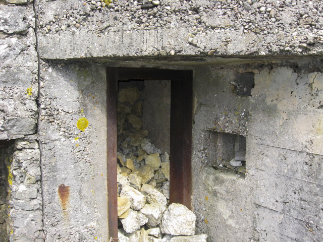 Ligne Maginot - MERRENRIED 1 - (Blockhaus pour canon) - L'entrée des hommes