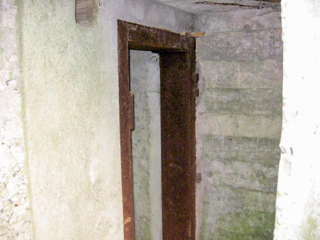 Ligne Maginot - MERRENRIED 6 - (Blockhaus pour arme infanterie) - L'entrée