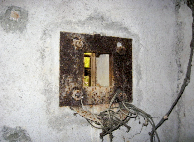 Ligne Maginot - MERRENRIED 6 - (Blockhaus pour arme infanterie) - Créneau FM