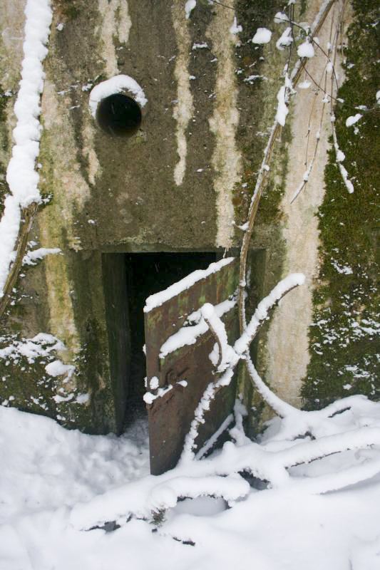 Ligne Maginot - CB318 - GINSKLOPP EST - (Blockhaus pour arme infanterie) - Entrée du blockhaus