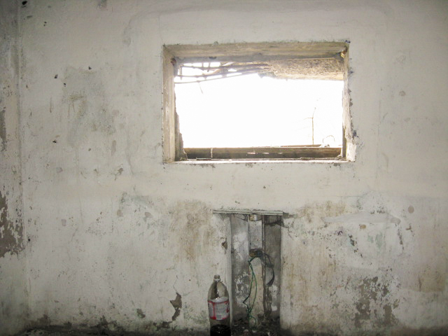 Ligne Maginot - POUHL - (Blockhaus pour arme infanterie) - Créneau mitrailleuse - Christian LENHARD