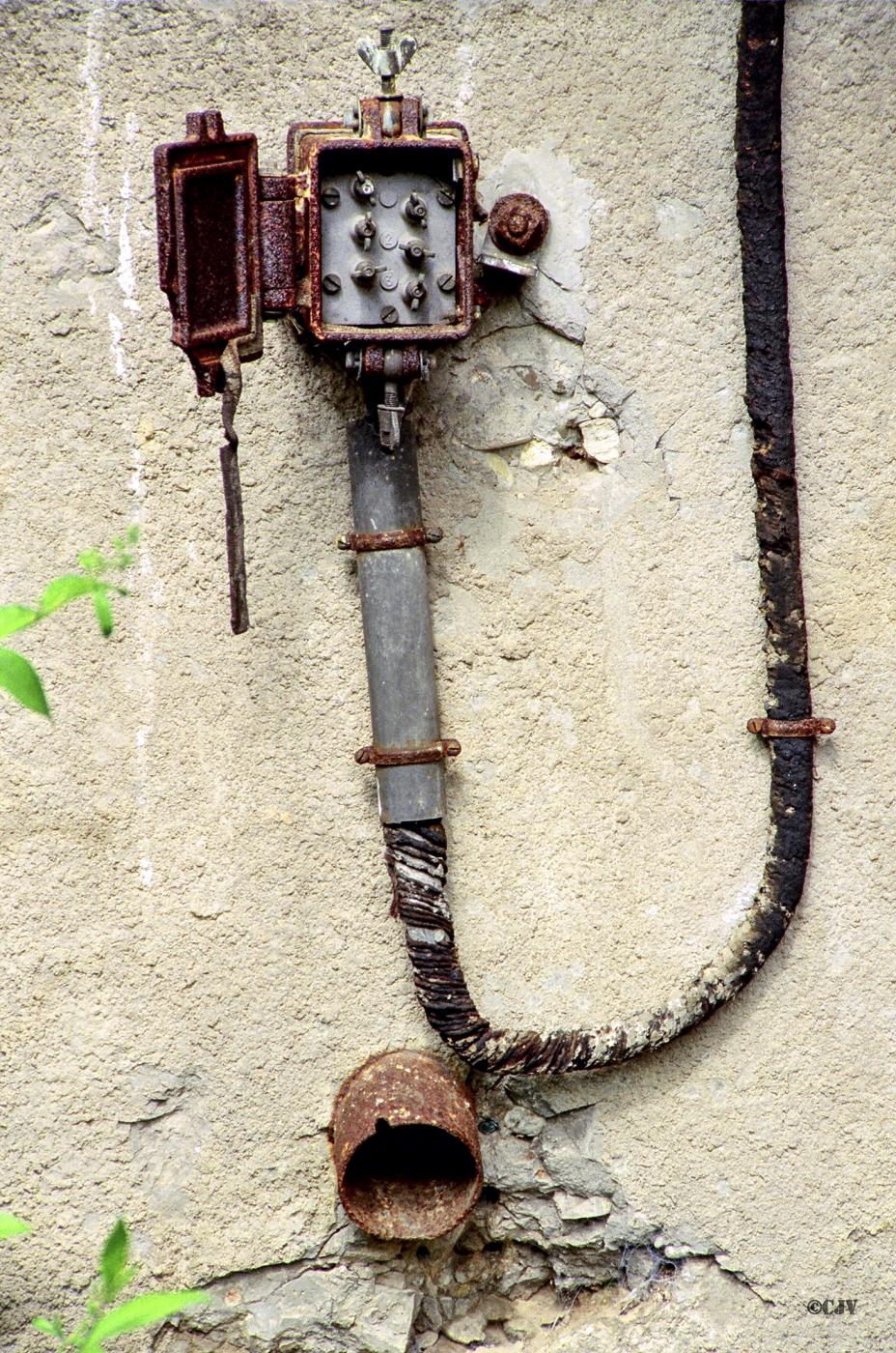 Ligne Maginot - ROHRBACH (2° CEC - 166° RIF) - (Abri) - Le boitier de raccordement pour lignes téléphoniques de campagne destiné aux  troupes installées à l'extérieur