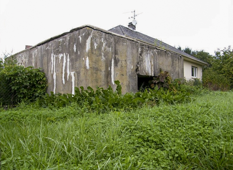 Ligne Maginot - CB170 - CATTENOM CENTRE - (Blockhaus pour canon) - 