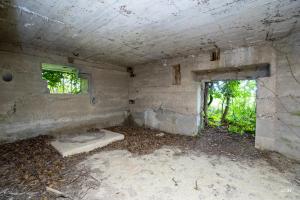 Ligne Maginot - NEUSCHOLLEN EST - (Casemate d'infanterie - Simple) - Chambre de tir avec entrée matériel