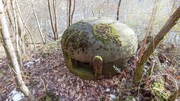 Ligne Maginot - FROHMUHL (PC DU QUARTIER KAPELLENHOF - II/153° RIF) - (Abri) - La cloche Guetteur Fusil Mitrailleur du coffre d'entrée Est