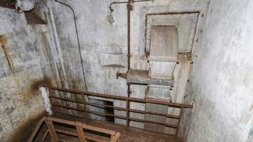 Ligne Maginot - FROHMUHL (PC DU QUARTIER KAPELLENHOF - II/153° RIF) - (Abri) - Haut du coffre  d'entrée Ouest
Prise d'air