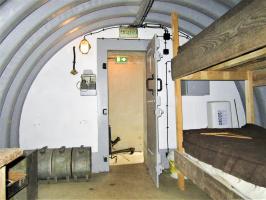 Ligne Maginot - 86 - ASCHENBACH - (Casemate d'infanterie - double) - Abri attenant à la tourelle démontable (reconstitution suggestive)