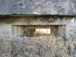 Ligne Maginot - HEILIGENBRONNEN EST - (Blockhaus pour canon) - Créneau pour canon