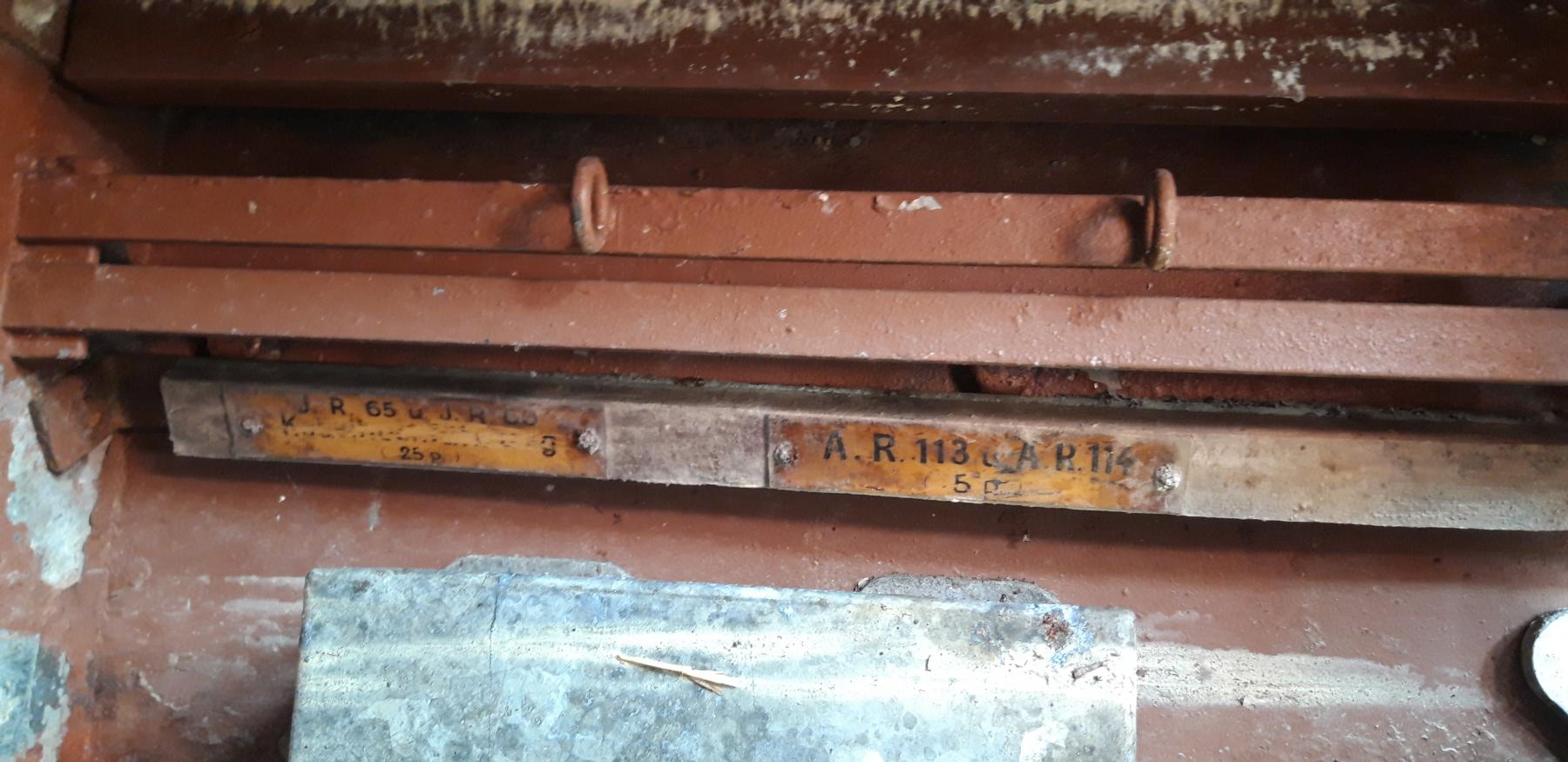 Ligne Maginot - M3 - (Chambre de coupure) - Le répartiteur
Marquages allemands initiaux