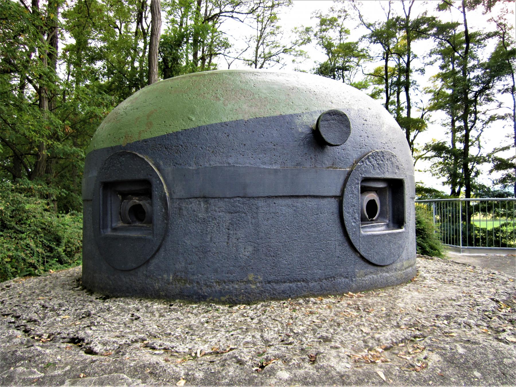 Ligne Maginot - 86 - ASCHENBACH - (Casemate d'infanterie - double) - Cloche GFM type B