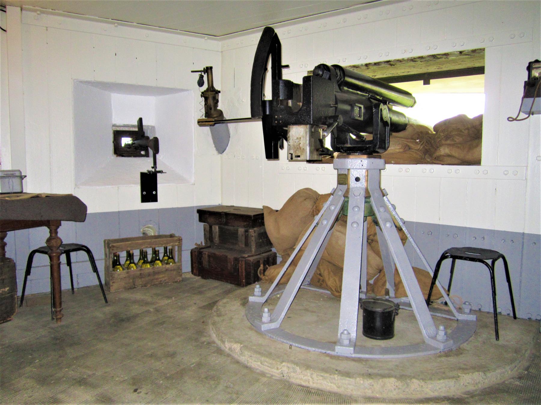 Ligne Maginot - 86 - ASCHENBACH - (Casemate d'infanterie - double) - Canon de marine de 47 modèle 1902