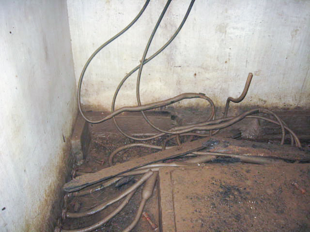 Ligne Maginot - B - (Chambre de coupure) - L'entrée des cables