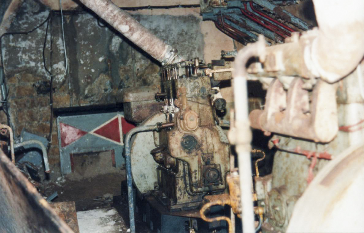 Ligne Maginot - BOVENBERG - A27 - (Ouvrage d'infanterie) - Moteurs de l'usine en 1989