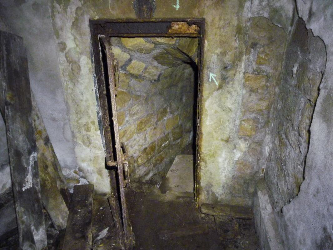 Ligne Maginot - BOVENBERG - A27 - (Ouvrage d'infanterie) - L'accès à l'égout