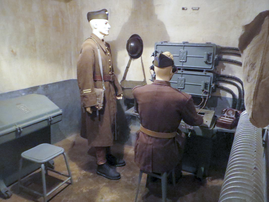 Ligne Maginot - SAINT ROCH (SHR) - (Ouvrage d'artillerie) - Central téléphonique