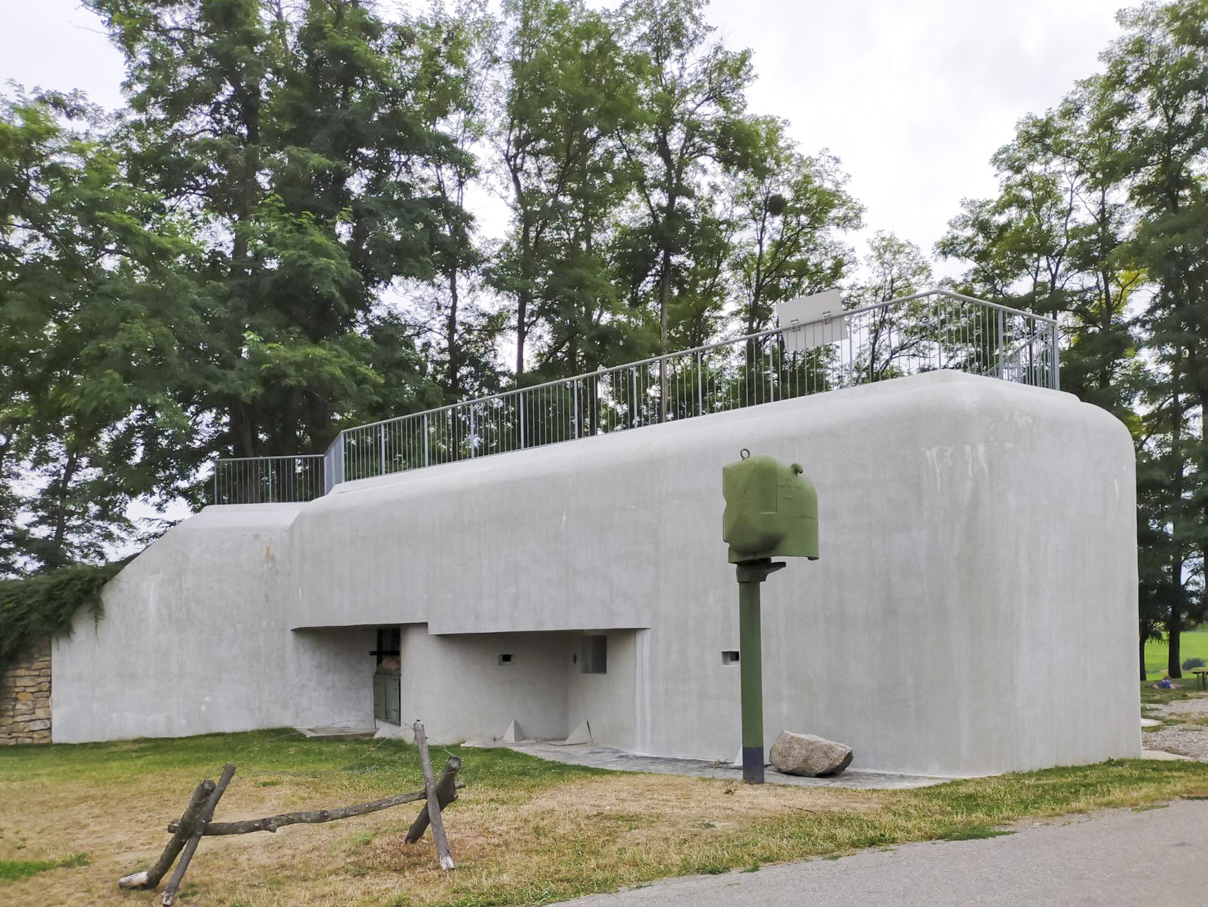 Ligne Maginot - 86 - ASCHENBACH - (Casemate d'infanterie - double) - La façade Nord-Est