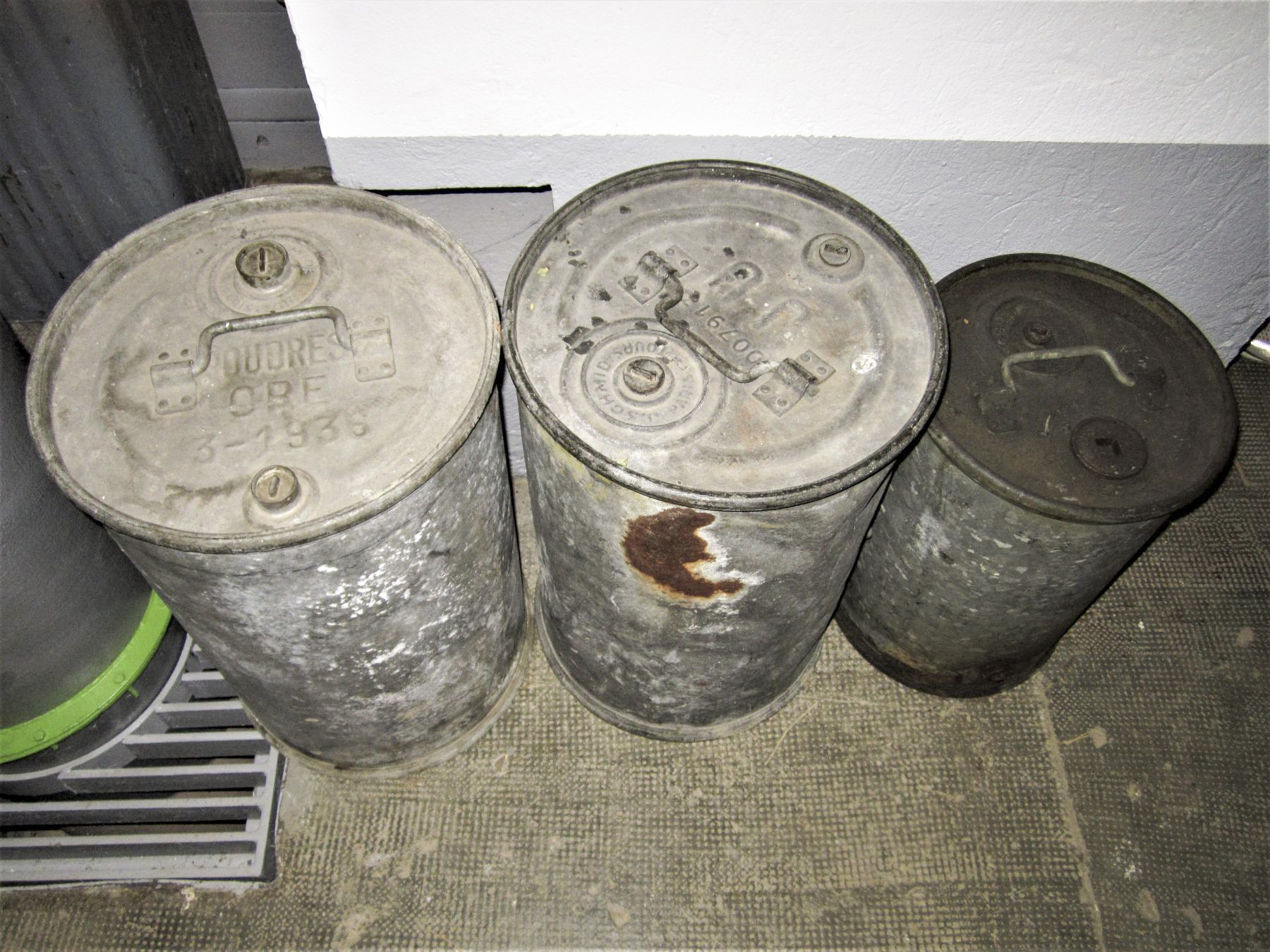 Ligne Maginot - 86 - ASCHENBACH - (Casemate d'infanterie - double) - Futs d'hydrocarbures