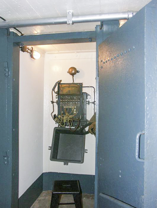 Ligne Maginot - 86 - ASCHENBACH - (Casemate d'infanterie - double) - Le central téléphonique