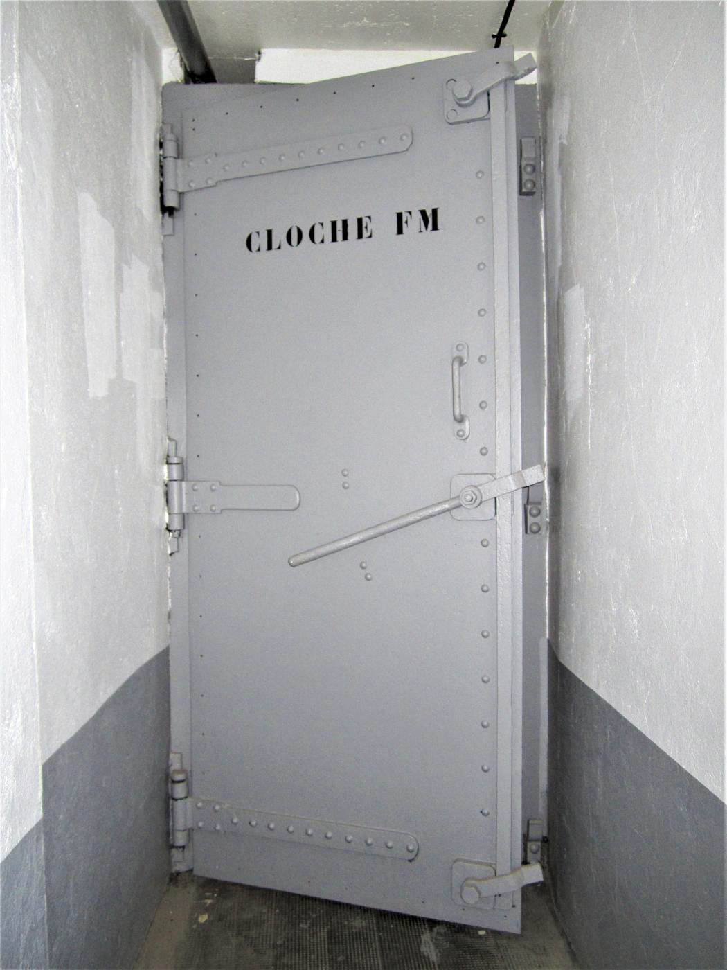 Ligne Maginot - 86 - ASCHENBACH - (Casemate d'infanterie - double) - Porte étanche de la cloche GFM
