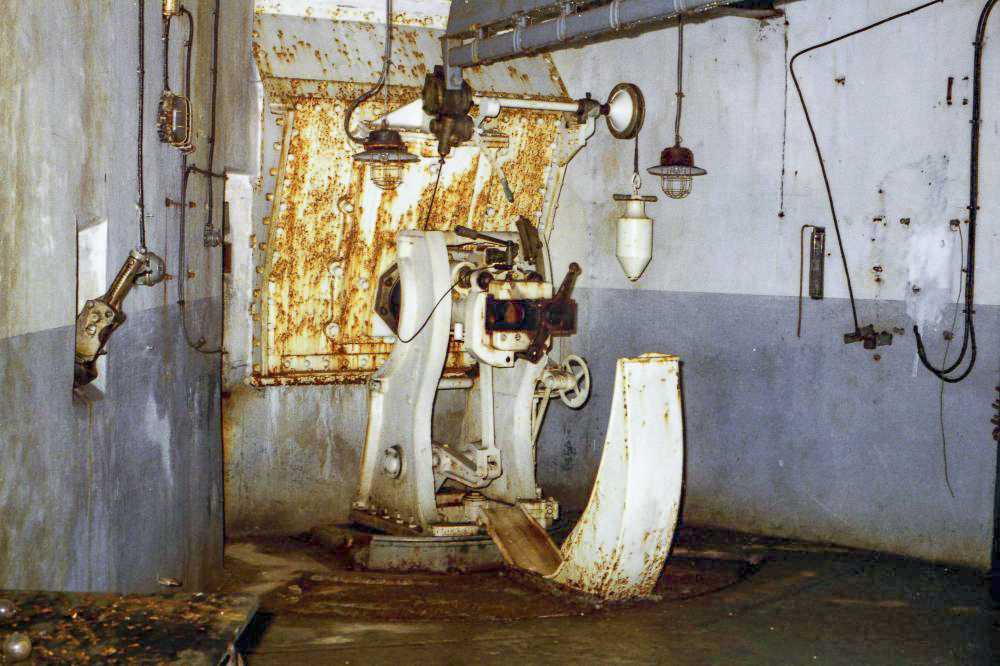 Ligne Maginot - SIMSERHOF - (Ouvrage d'artillerie) - Bloc 1
Obusier de 135 mm