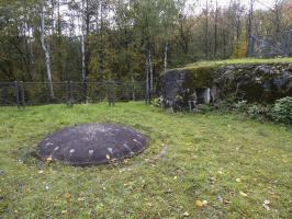 Ligne Maginot - SIMSERHOF - (Ouvrage d'artillerie) - Bloc 3
Tourelle pour mortiers 81mm et abri projecteur