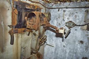 Ligne Maginot - SIMSERHOF - (Ouvrage d'artillerie) - Bloc 3
Créneau JM