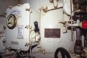 Ligne Maginot - SIMSERHOF - (Ouvrage d'artillerie) - Bloc 8
Tourelle de 75/33
Commande électrique du pointage latéral