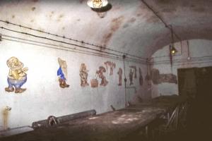 Ligne Maginot - SIMSERHOF - (Ouvrage d'artillerie) - Blanche neige au foyer du casernement