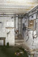 Ligne Maginot - SEELBERG OUEST - (Casemate d'infanterie) - Le central téléphonique de la casemate, au fond, la cloche GFM utilisée comme observatoire