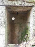 Ligne Maginot - SIERSTHAL 2 - (PC) - L'édicule de la sortie haute
Noter la réservation pour une gaine d'évacuation