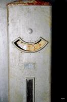 Ligne Maginot - FREUDENBERG (QUARTIER SCHIESSECK - I/37° RIF) - (Abri) - Boitier de régulation de la chaudière et manomètre donnant le pression de vapeur en grammes