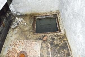 Ligne Maginot - COL DE RESTEFOND (STATION DE CAPTAGE ET POMPAGE D'EAU) - (Divers) - Accès à la citerne recueillant les eaux