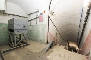Ligne Maginot - SAINT GOBAIN - (Ouvrage d'infanterie) - Bloc 4
Le treuil manuel du monte wagonnet équipant le plan incliné