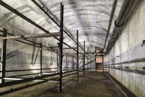 Ligne Maginot - LEGERET - (Abri) - Nous voilà maintenant dans une des chambrées, c'était sans doute la plus conservée de toutes....